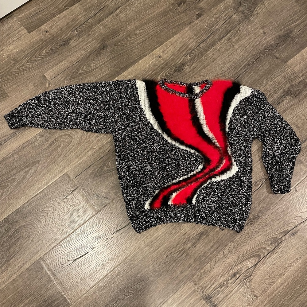 Handknit swirl sweater - gorgeous details!!